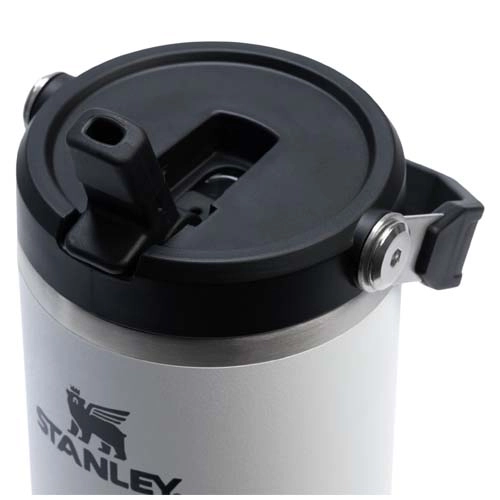 Stanley IceFlow™ 2.0 termoizolowany kubek ze stali nierdzewnej, pojemność 890 ml, z odchylaną słomką