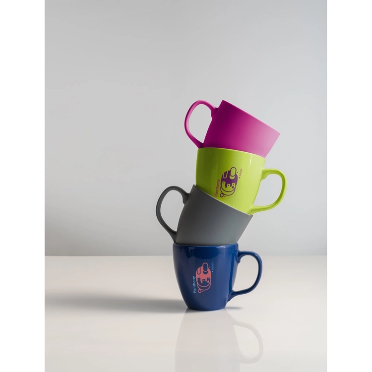 PANTHONY. Porcelanowy kubek z hydroglazurą o pojemności 450 ml